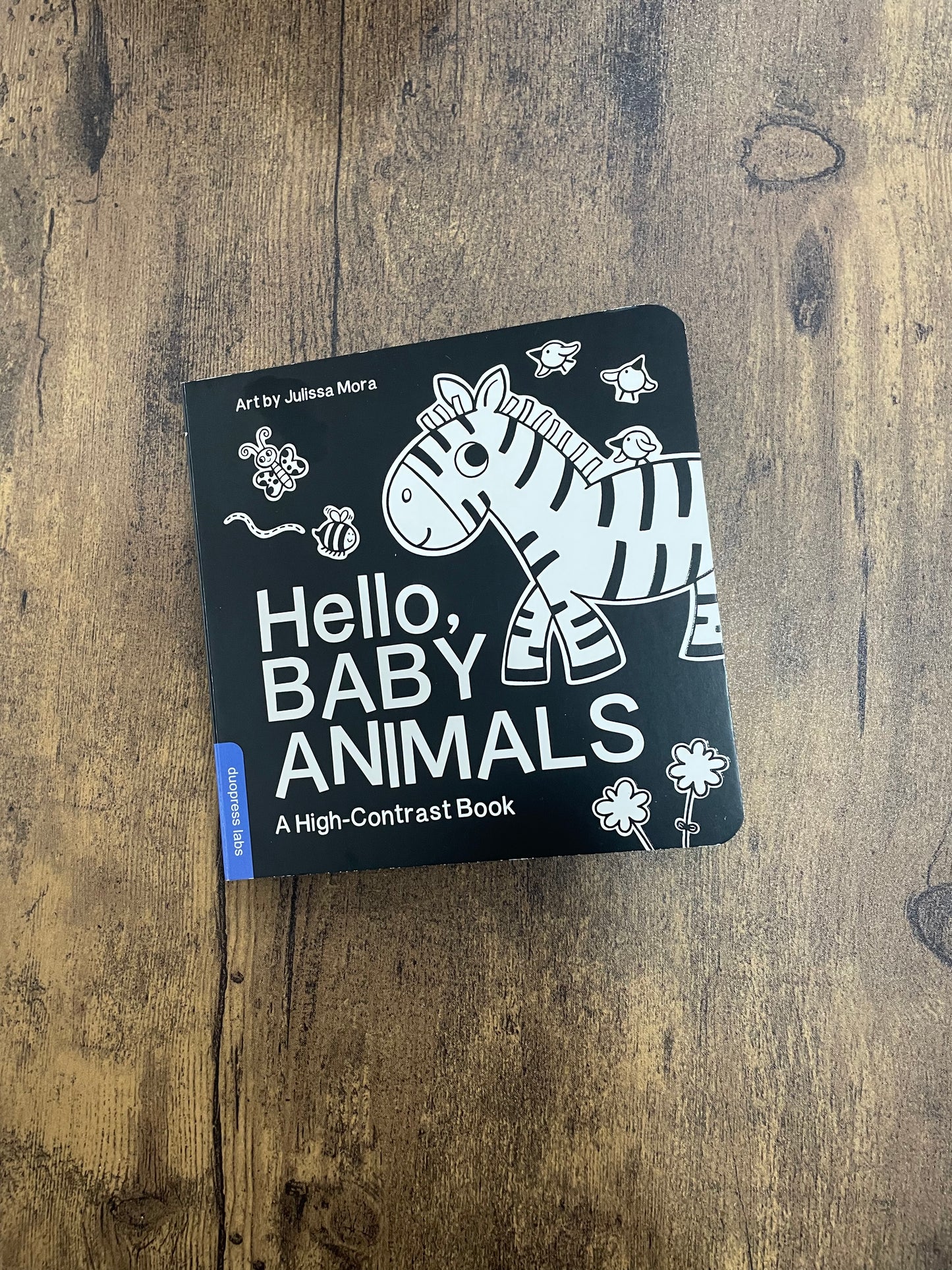 Hello, Baby Animals (High Contrast Book for Children)